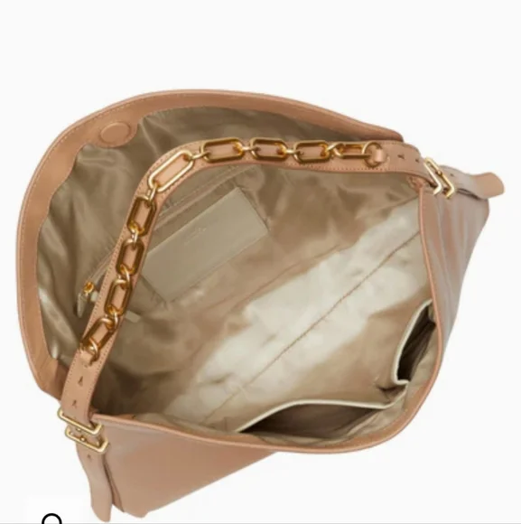 NWT $248 Vince Camuto Letta leather hobo bag tan/beige gold details logo - Picture 3 of 6
